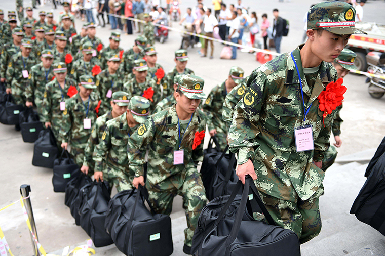 澳门单双期期准，全面解析数据执行：东北小巴黎，霸气又时尚，尔滨再次整活，笑死在评论区  